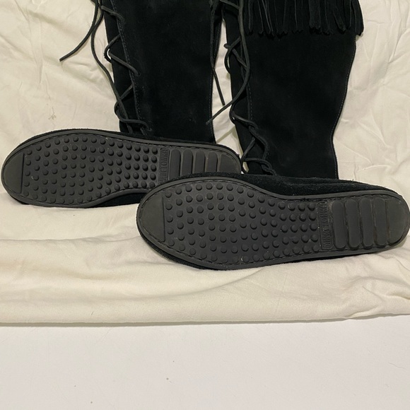 Minnetonka Black Lace Up Boots - Picture 4 of 9